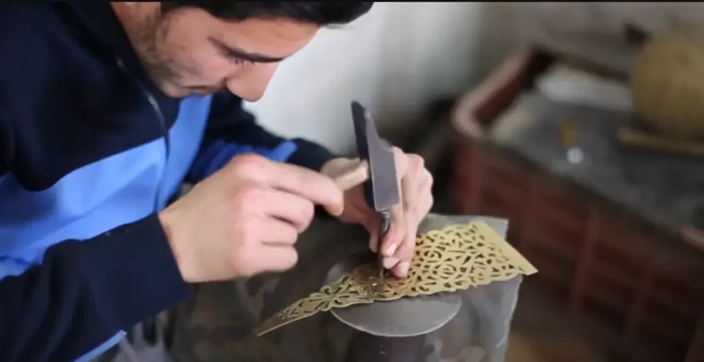 Top 5 Reasons Why the Art of Engraving on Copper in Fez Is a Valuable Craft